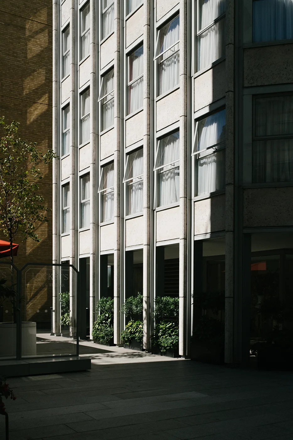 2022